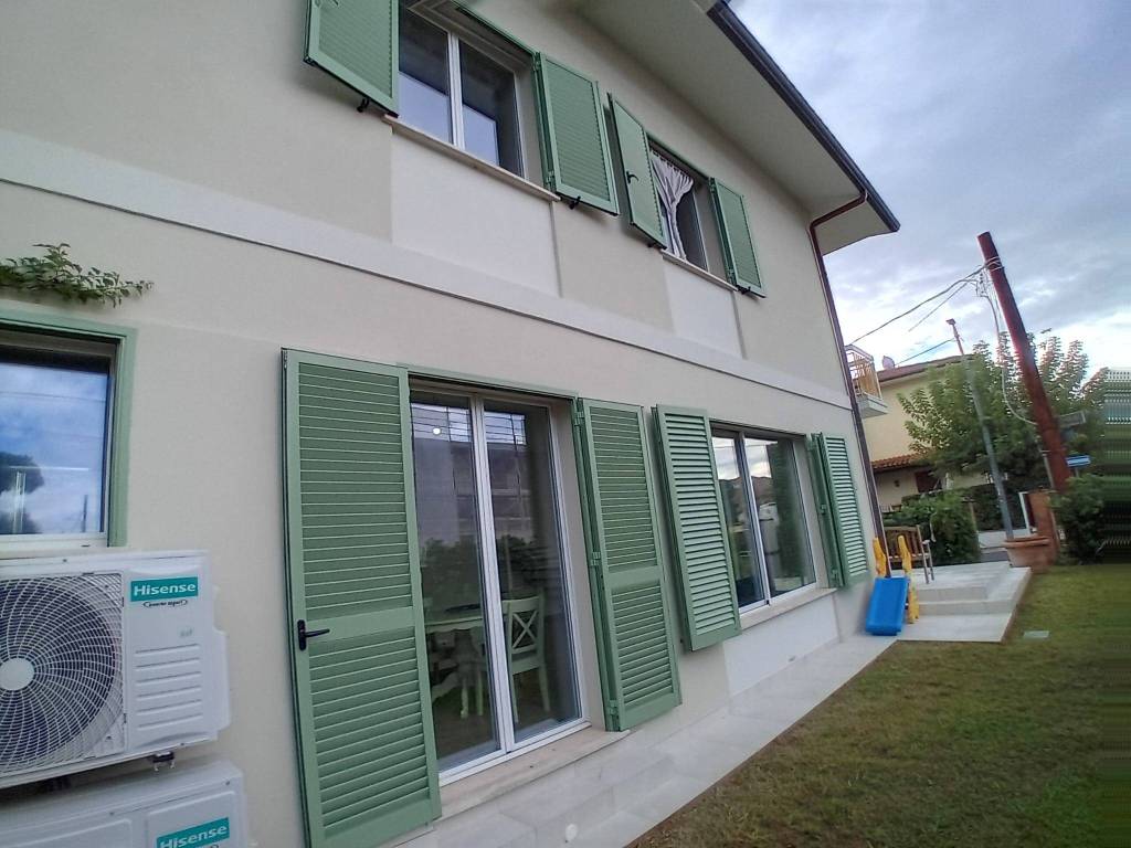 Villa a Pietrasanta in Via Tremaiola - Foto 4