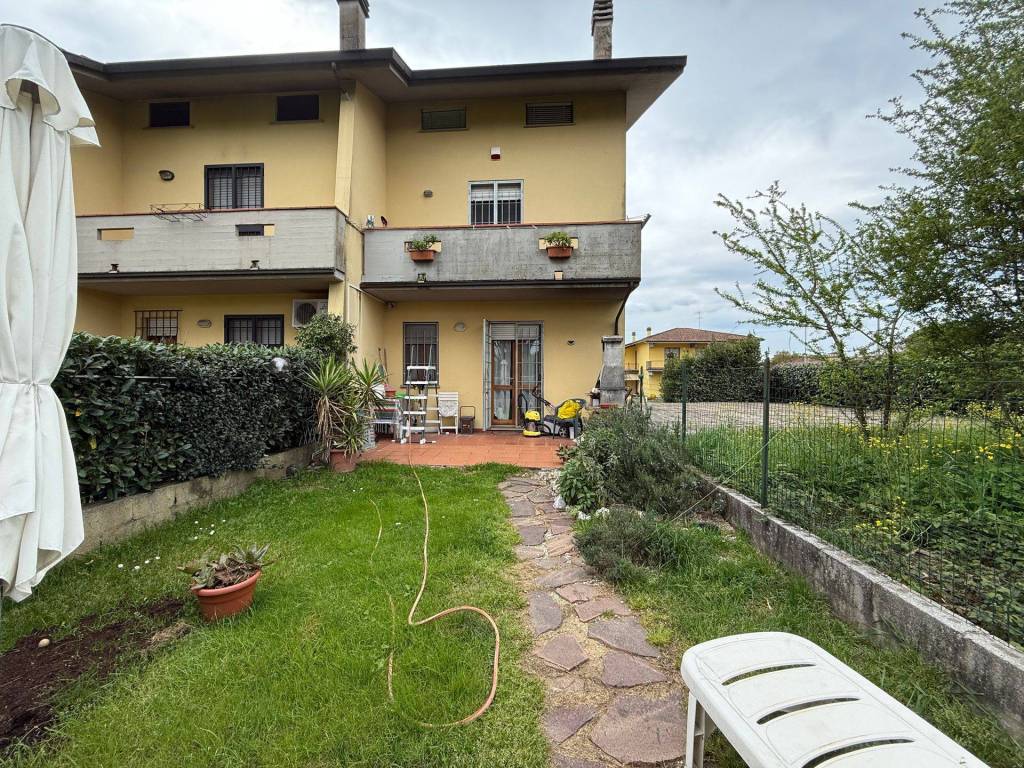 Casa indipendente a Buggiano in Via Ponte Buggianese - Foto 2