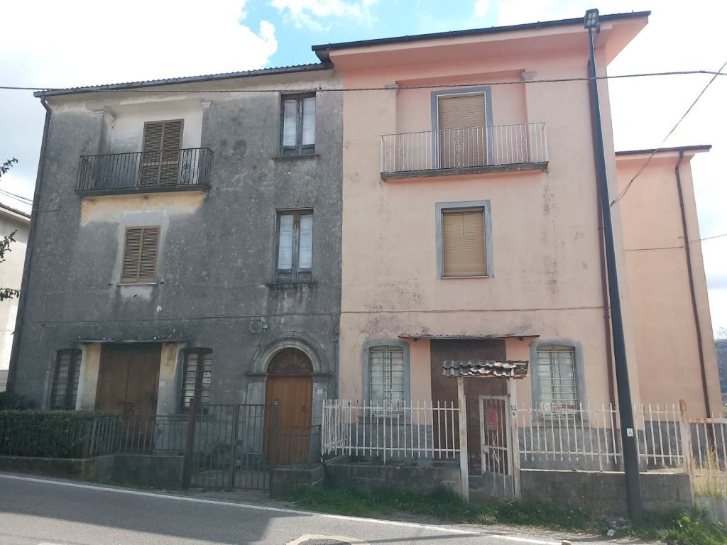 Palazzo / stabile a Mendicino in Via Candelisi - Foto 2
