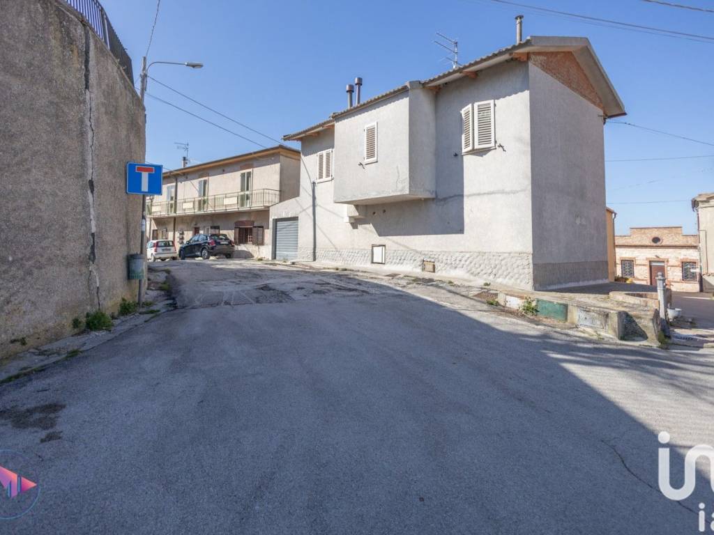 Appartamento a Ancona in Via Frazione Poggio, 6 - Foto 2
