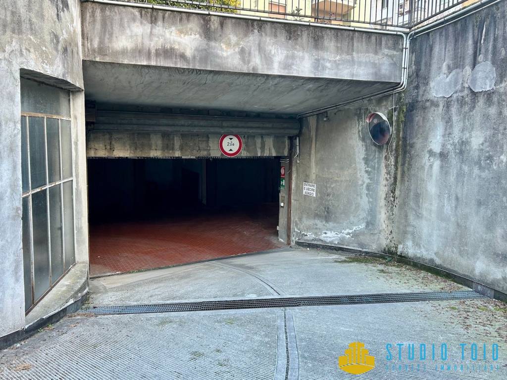 Box / garage a Biella in Via Felice Rey - Foto 2