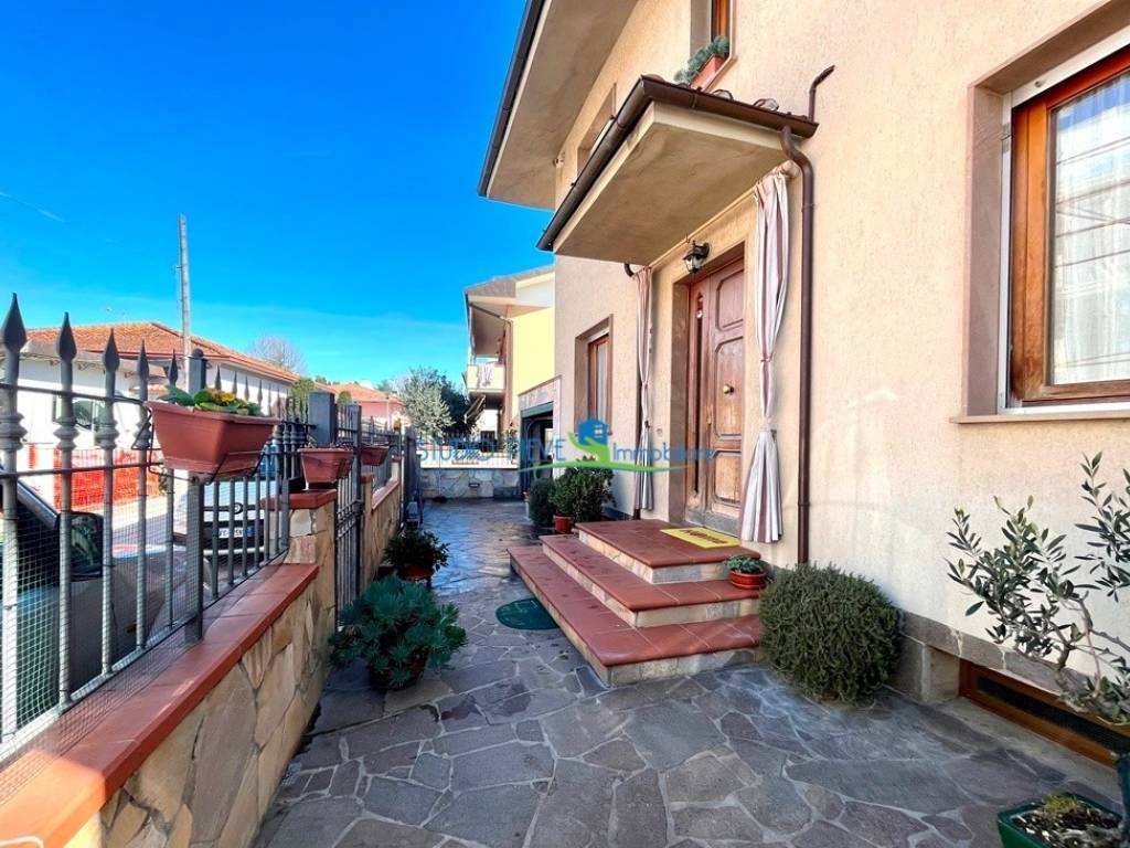 Casa indipendente a Monsummano terme in Via Ribocco - Foto 4