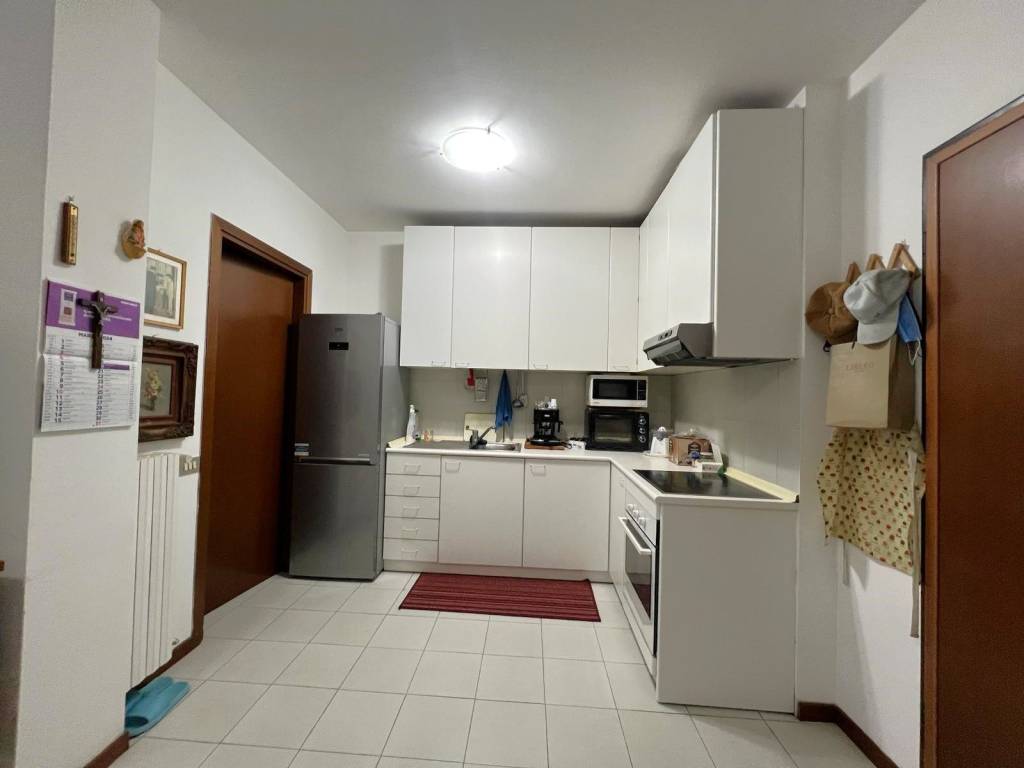 Appartamento a Seregno in Via Giuseppe Ripamonti, 39 - Foto 2