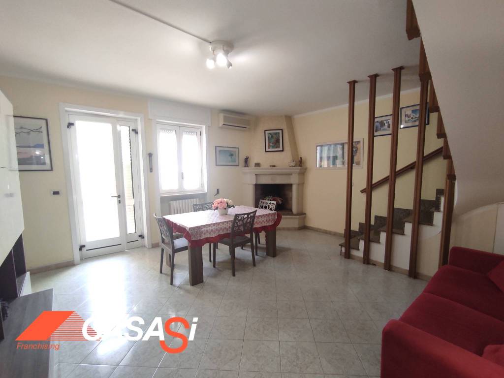 Casa indipendente a Otranto in Via Ottocento Martiri - Foto 4