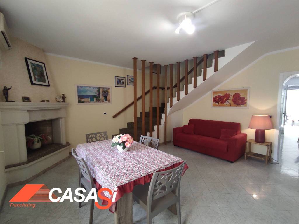Casa indipendente a Otranto in Via Ottocento Martiri - Foto 5