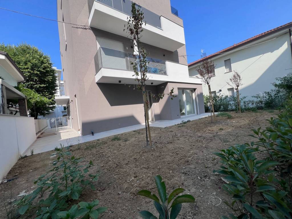 Appartamento a Riccione in Viale Virgilio Marone Publio, 21 - Foto 5