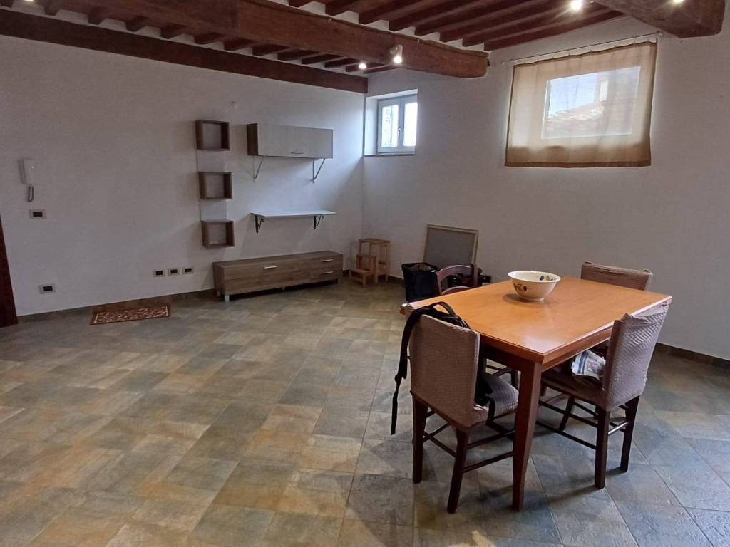 Appartamento a Radicondoli in Via Giuseppe Garibaldi - Foto 2