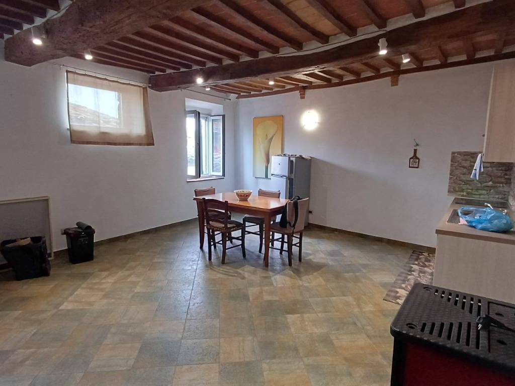 Appartamento a Radicondoli in Via Giuseppe Garibaldi - Foto 4