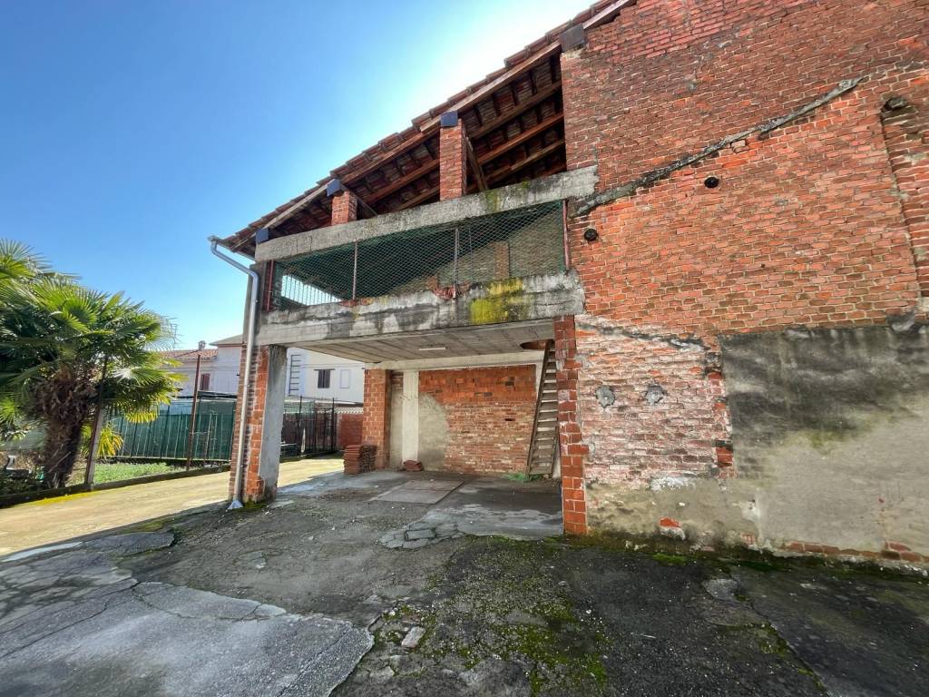 Appartamento a Galliate - Foto 2