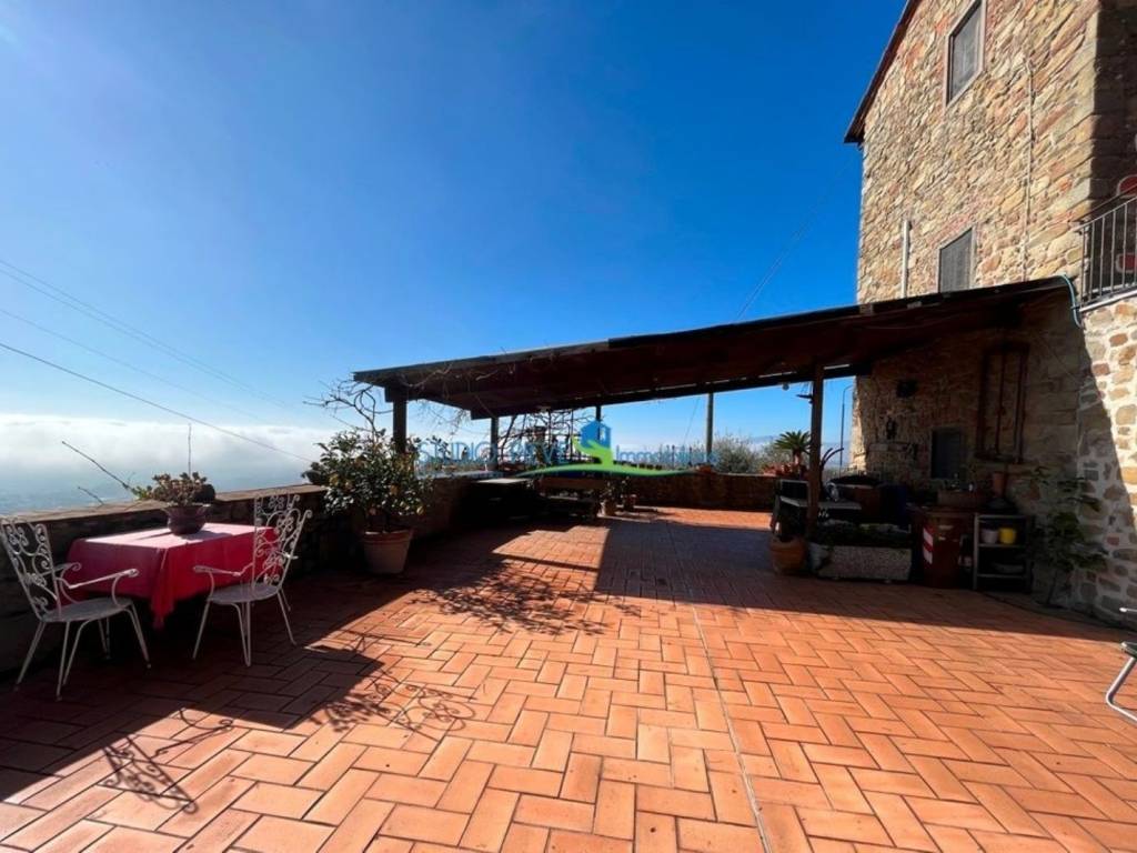 Villa a Uzzano in Via della Costa, 27 - Foto 2