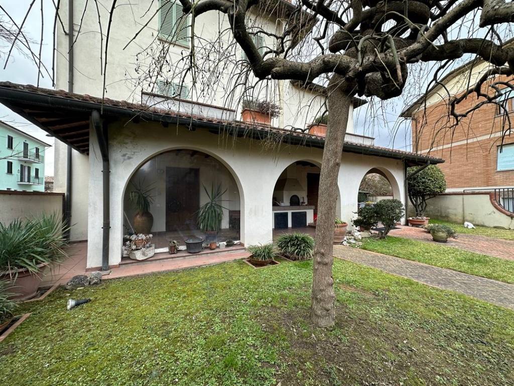 Rustico / casale a Città di castello in Via Braccio Fortebraccio, 4 - Foto 5