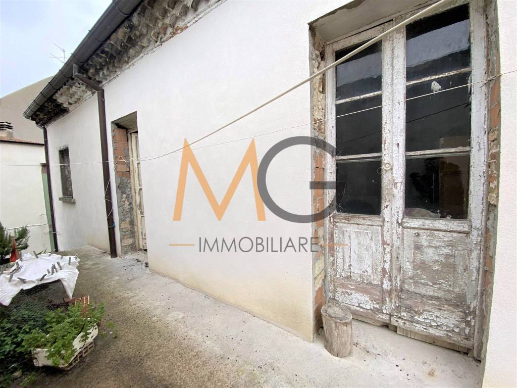 Casa indipendente a Montenero di bisaccia in Via Regina Elena, 23 - Foto 4