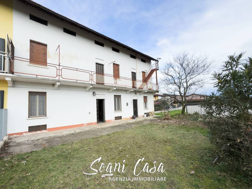 Casa indipendente a Bellinzago novarese in Via della Libertà - Foto 2