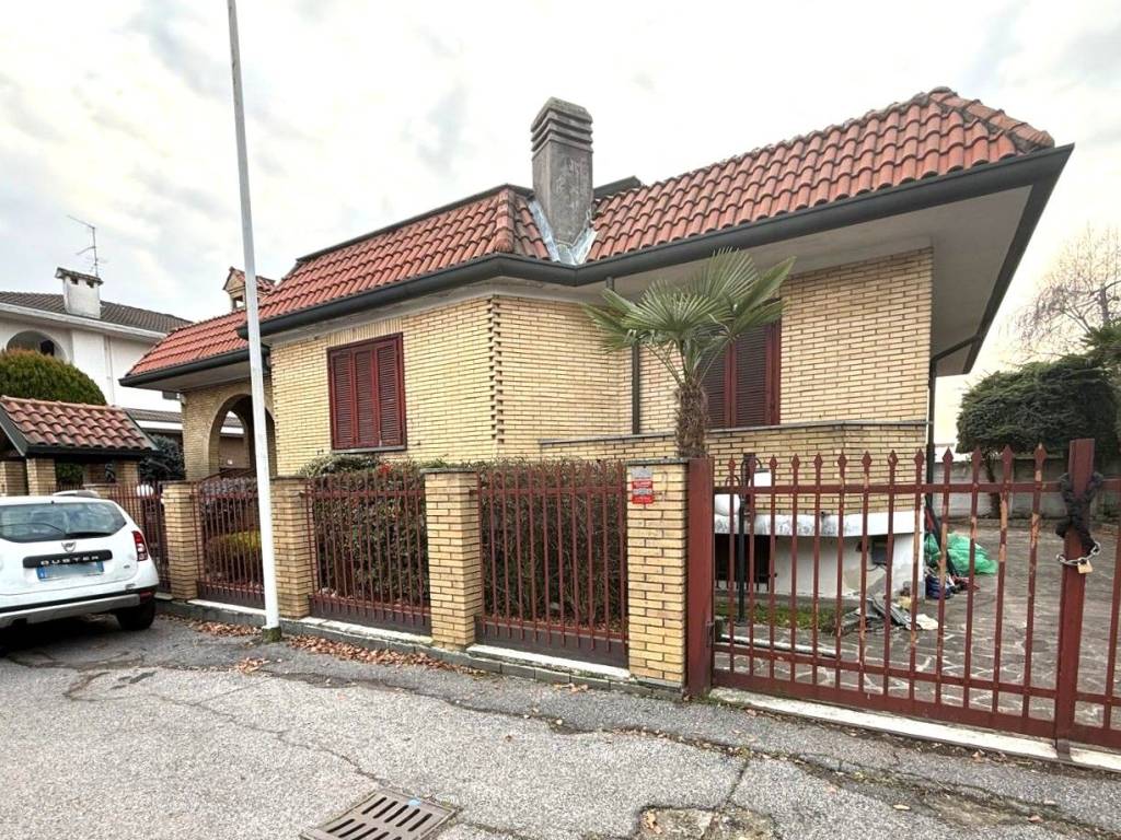 Villa a Seregno in Via Modena, 15 - Foto 3