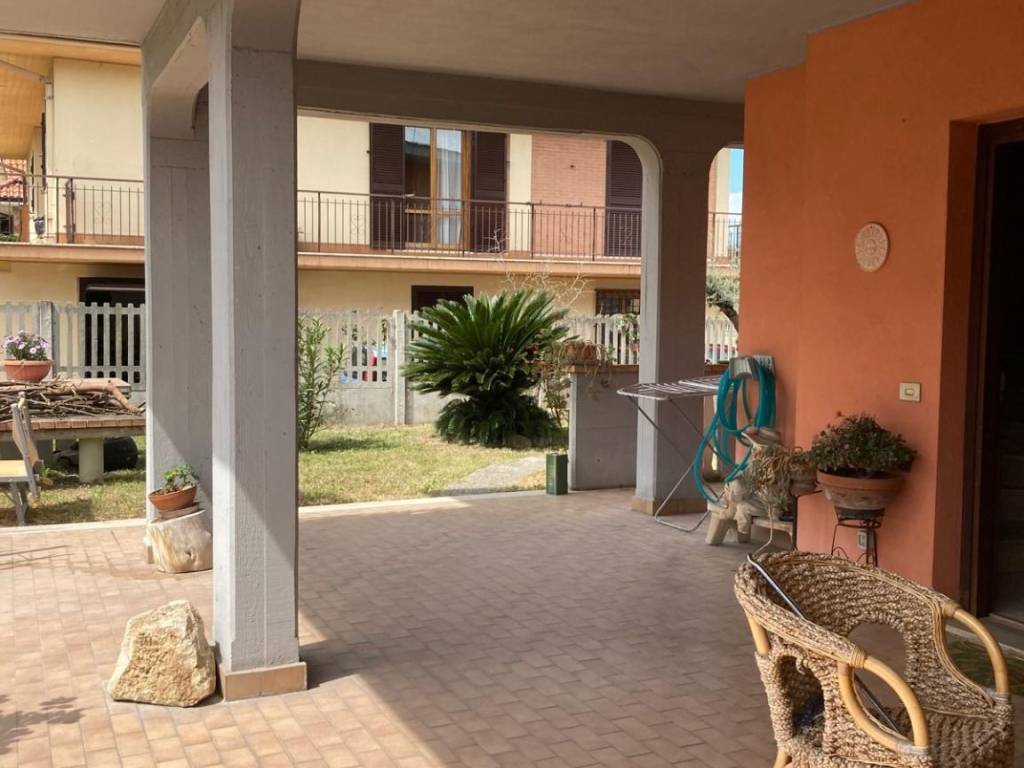 Villa a Mentana in Via Gaspare Spontini, 21 - Foto 4