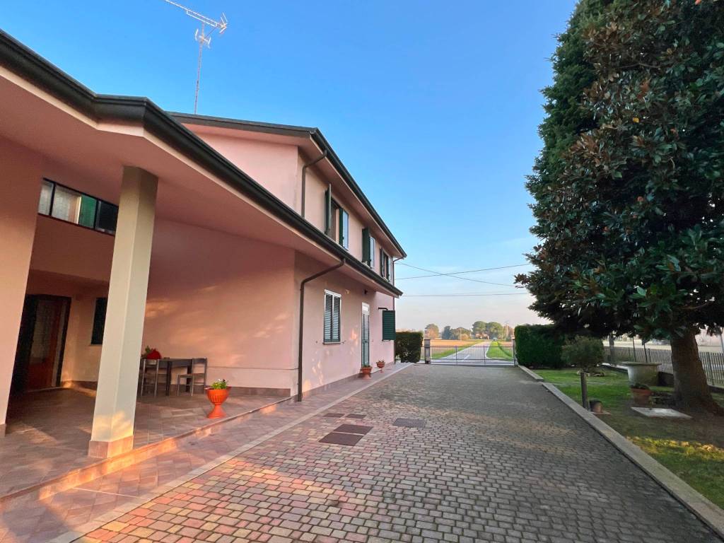 Villa a Argenta in Via Mantellina, 1 - Foto 2