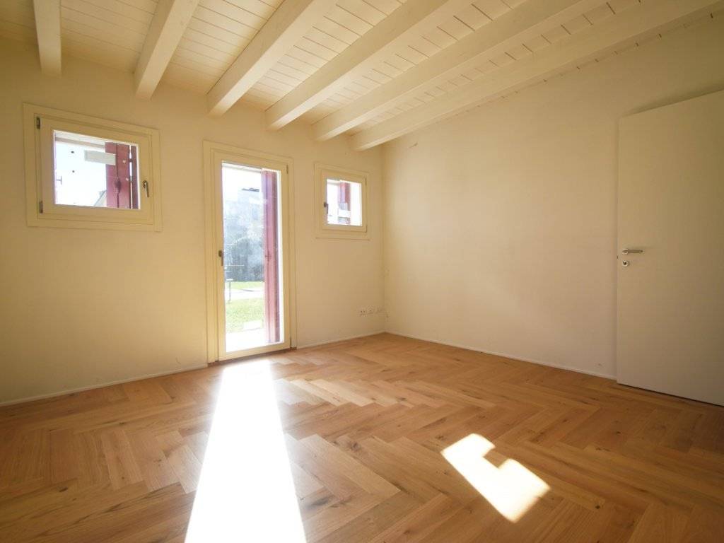 Appartamento a Montecchio maggiore in Via Leonardo Murialdo - Foto 5