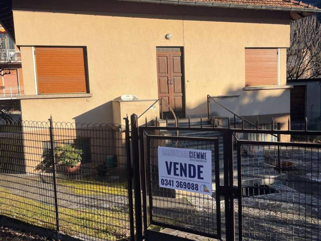 Villa a Dervio in VIA G. MATTEOTTI, 22 - Foto 2