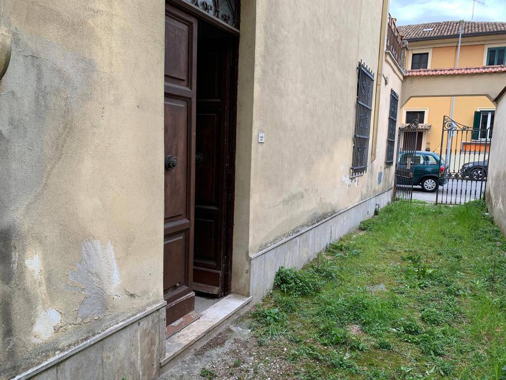 Villa a Isola del liri in Via Roma, 74 - Foto 5
