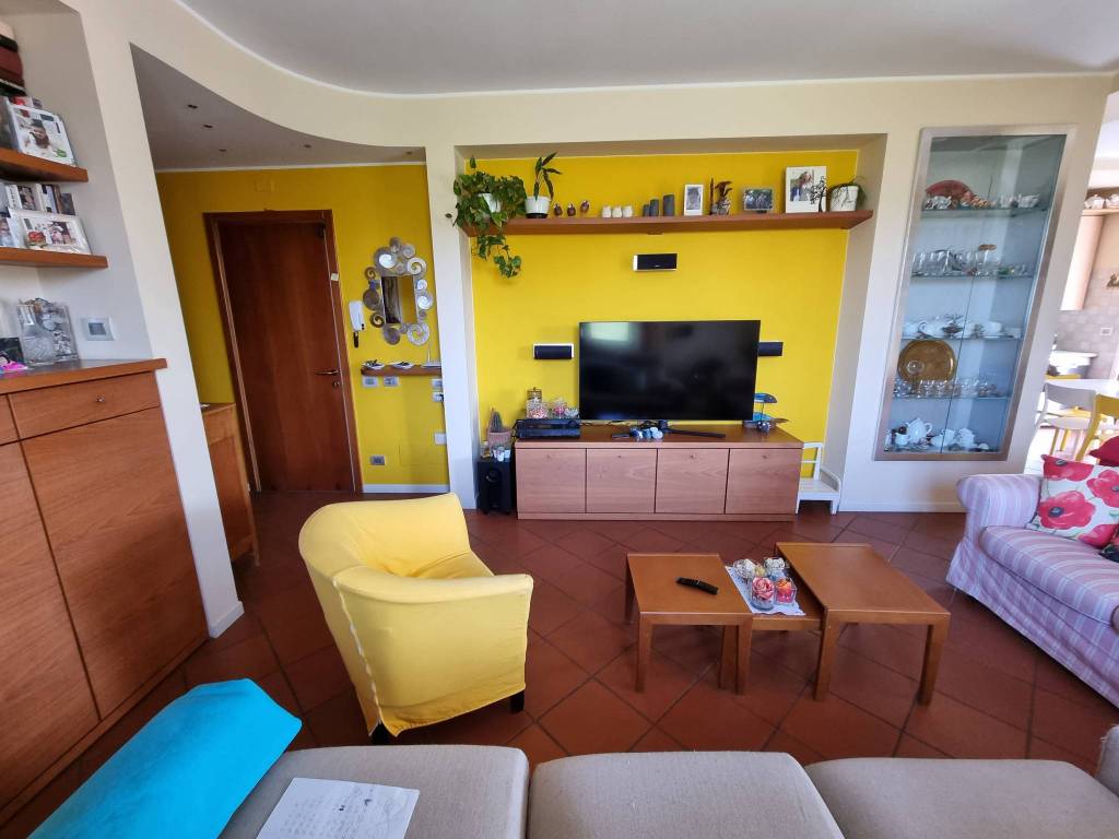 Appartamento a Barzago in Via Vignate - Foto 4