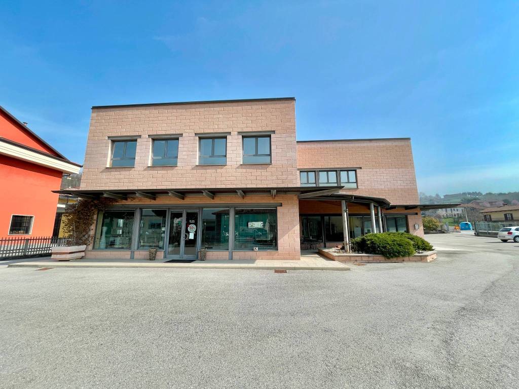 Immobile a Dogliani in Via Torino, 148 - Foto 2