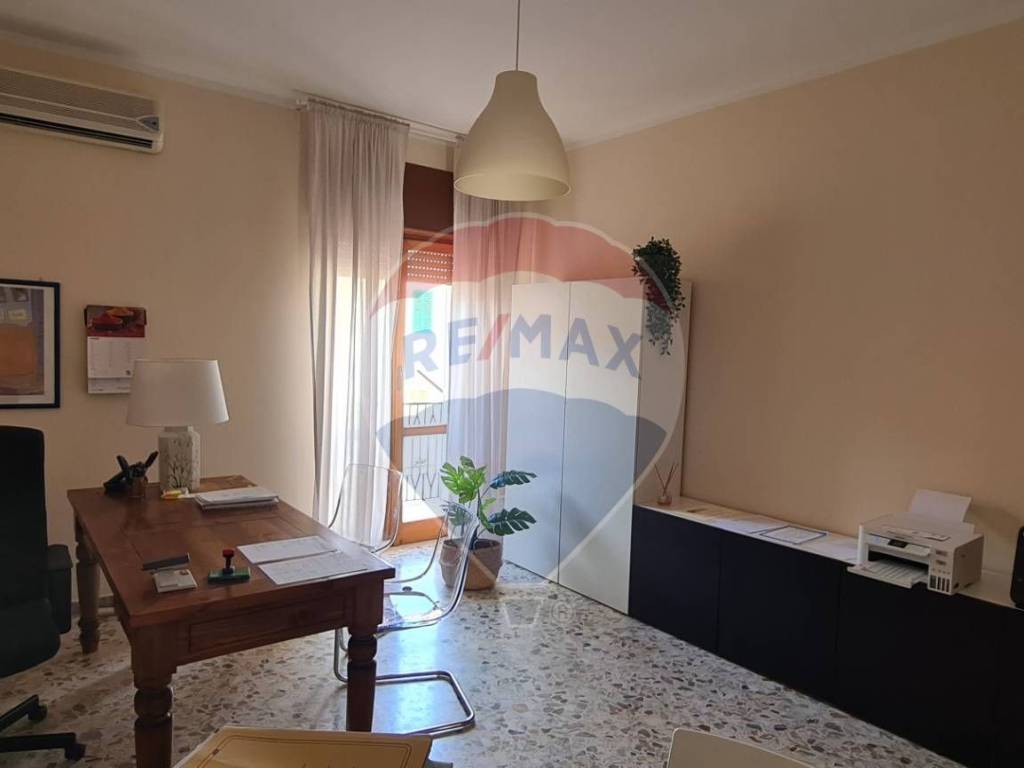 Appartamento a Vieste in Viale XXIV Maggio, 58 - Foto 3