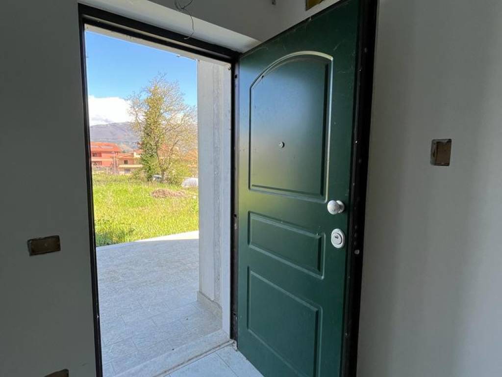 Appartamento a Sant'agata de' goti in Via Santisi - Foto 2