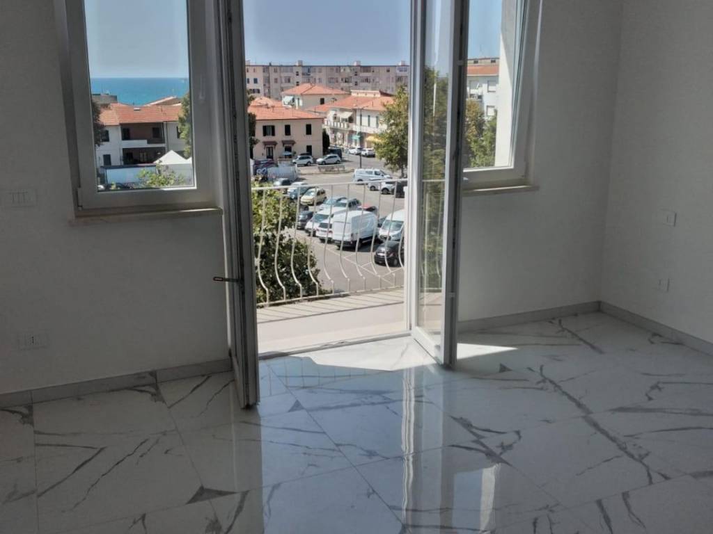 Appartamento a Rosignano marittimo in Piazza Monte alla Rena, - Foto 5