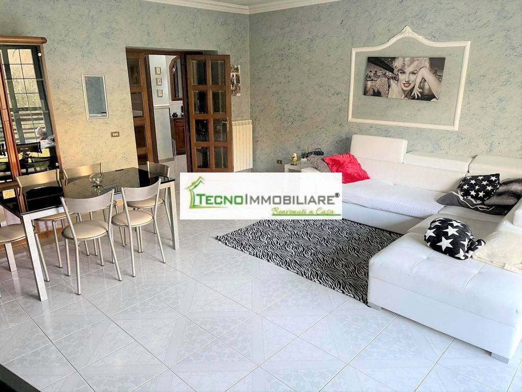 Appartamento a Castelnuovo parano in Strada Provinciale Accesso Castelnuovo Parano - Foto 3