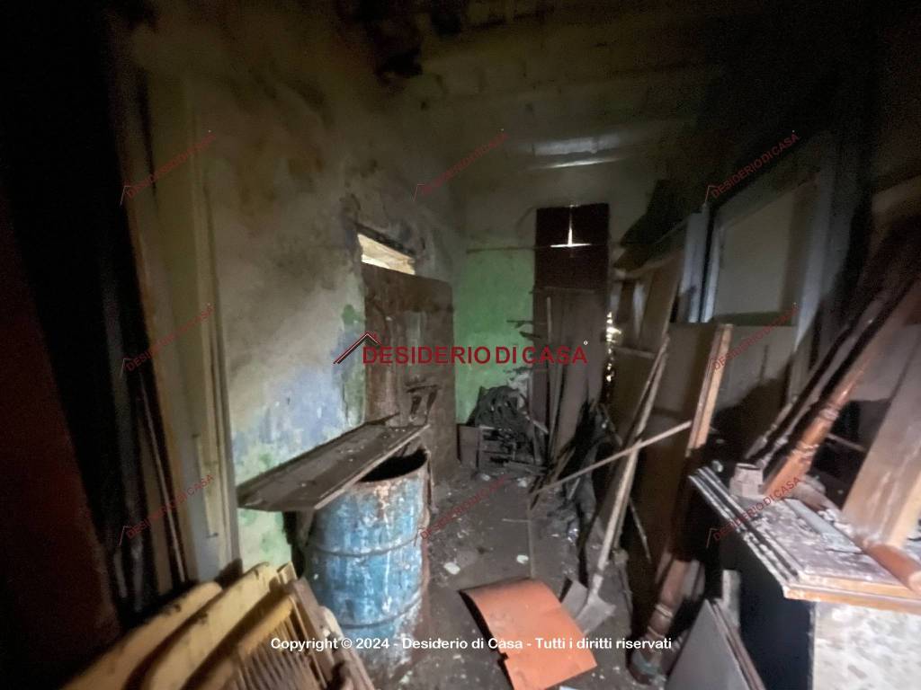 Casa indipendente a Bagheria in Via Angiò - Foto 5