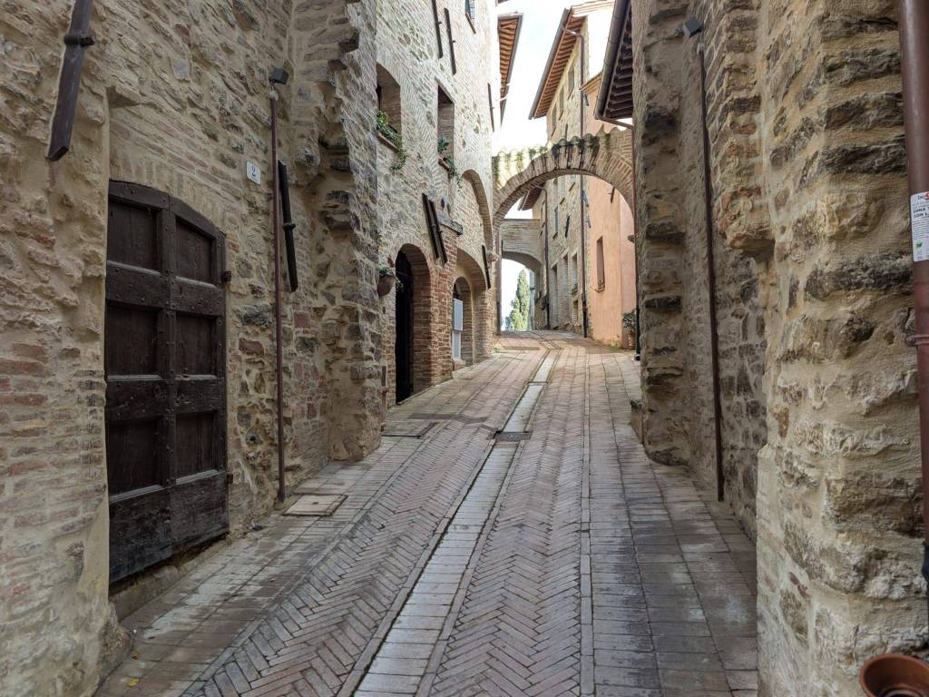 Casa indipendente a Marsciano in Via del Tempio-Spina, 12 - Foto 5