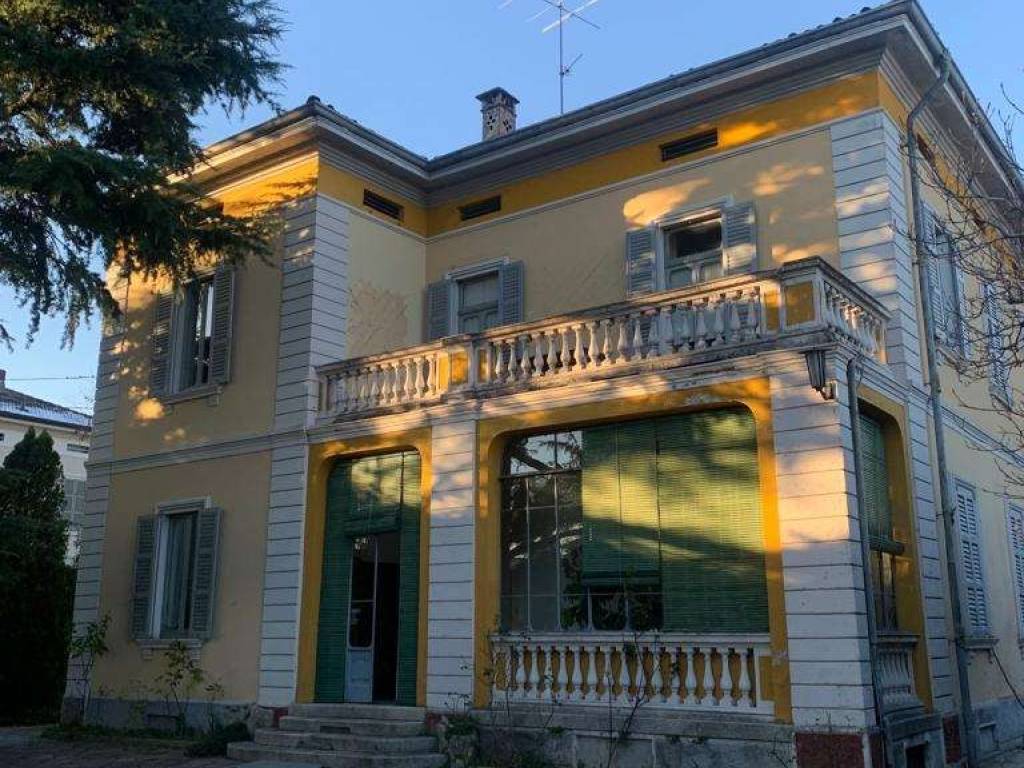 Villa a Erba in VIA CADORNA, 6 - Foto 5