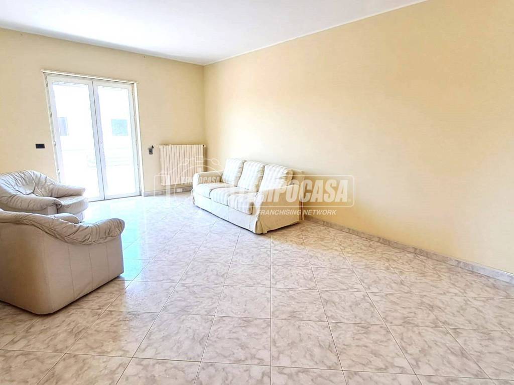 Casa indipendente a Adelfia in Via piscina di filippo 26 - Foto 4
