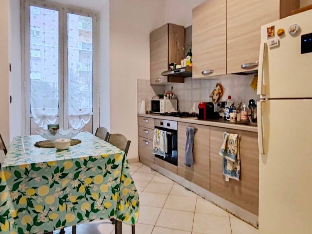 Appartamento a Genova in Via Giuseppe Bertuccioni, 1 - Foto 4