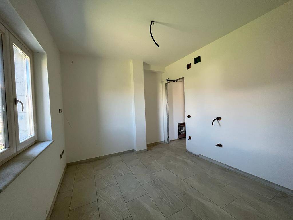 Appartamento a Sant'agata de' goti in Via Santisi - Foto 4