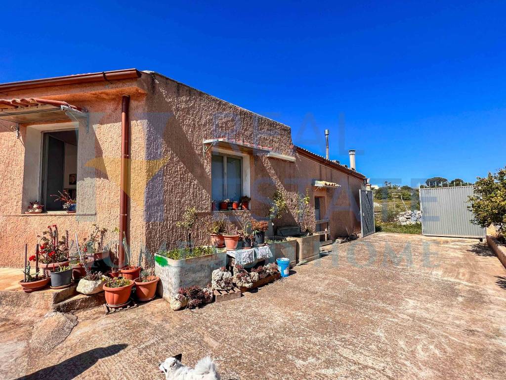 Villa a Noto in Via Tommaso Fazello, 228 - Foto 2