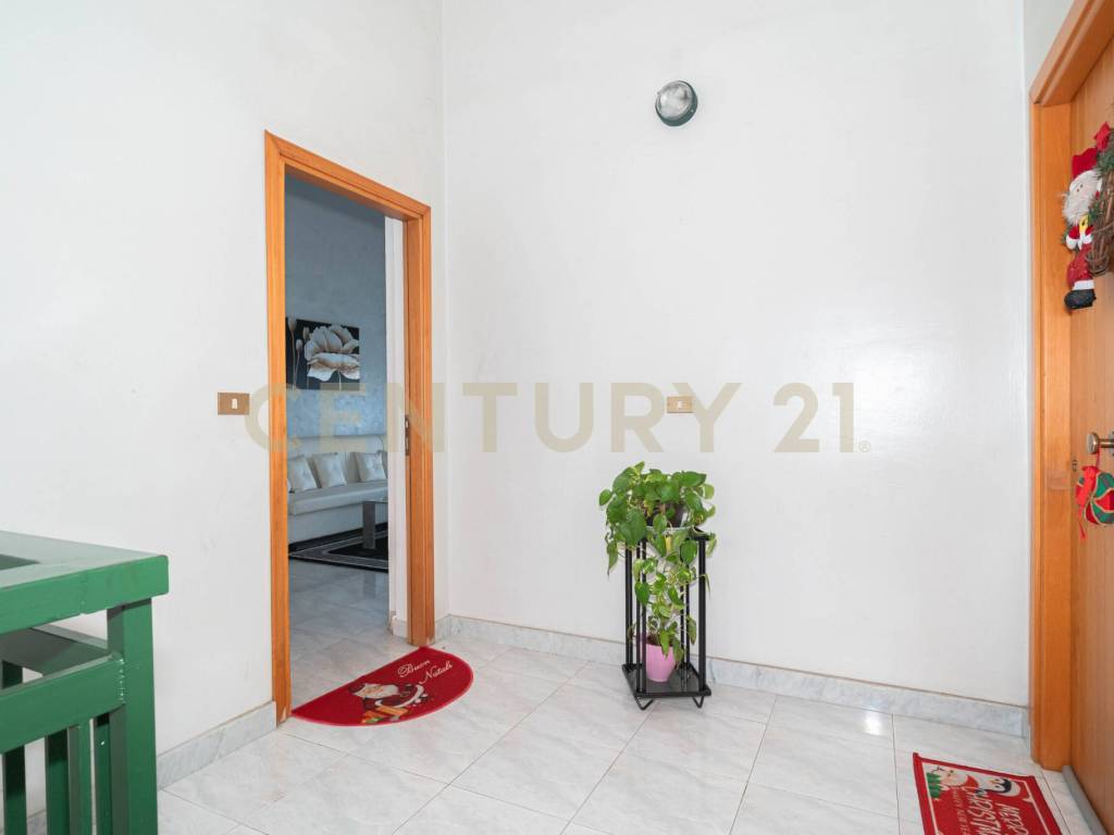 Appartamento a Pedara in Via delle Ginestre - Foto 3