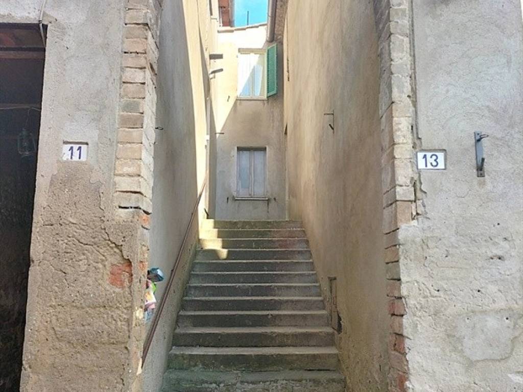 Appartamento a Umbertide in Via Alessandro Magi Spinetti, 13 - Foto 3