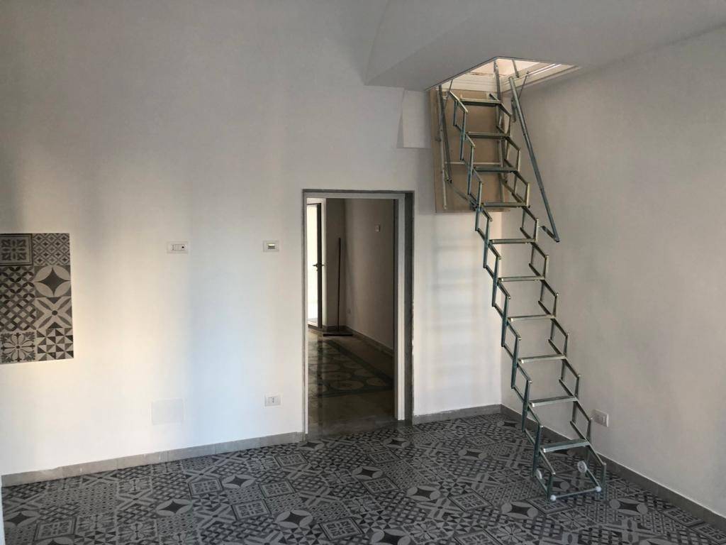 Casa indipendente a Bari in Corso Vittorio Emanuele - Foto 2