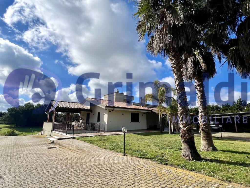 Villa a Lizzanello in Strada I Nucleo Erchie Piccola, 10 - Foto 2