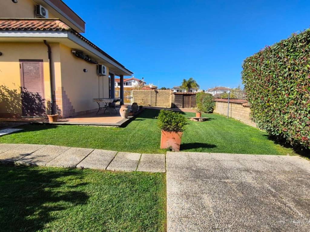 Villa a Anzio in Via Assunta - Foto 2