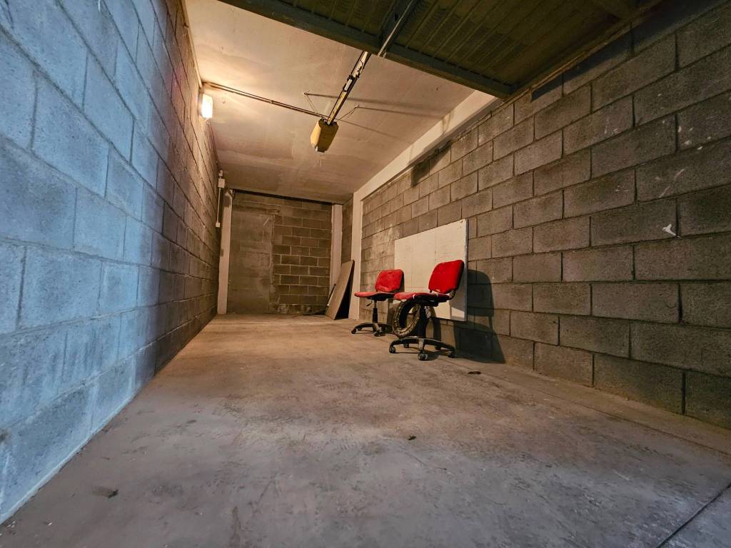Box / garage a Olgiate comasco in Via Vittorio Emanuele 11, 8 - Foto 3