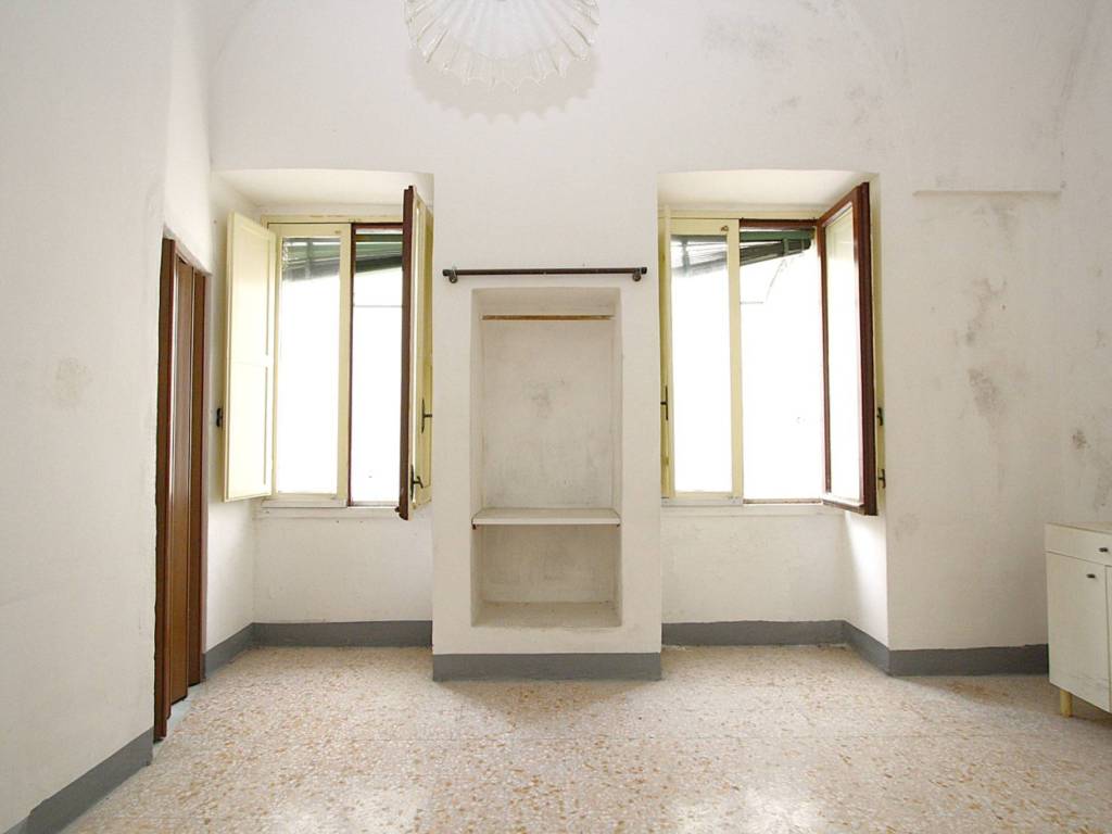Casa indipendente a Parabita in Via Francesco Crispi - Foto 4