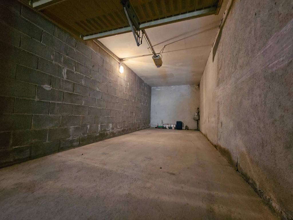 Box / garage a Olgiate comasco in Via Vittorio Emanuele 11, 8 - Foto 4
