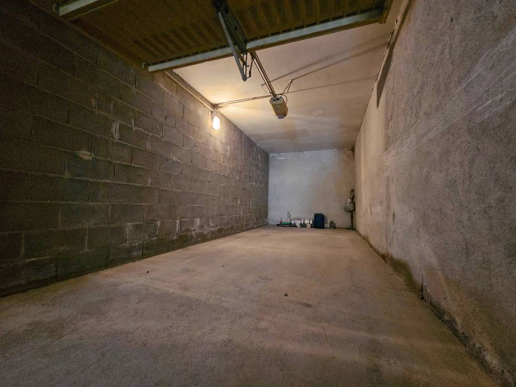 Box / garage a Olgiate comasco in Via Vittorio Emanuele 11, 8 - Foto 5