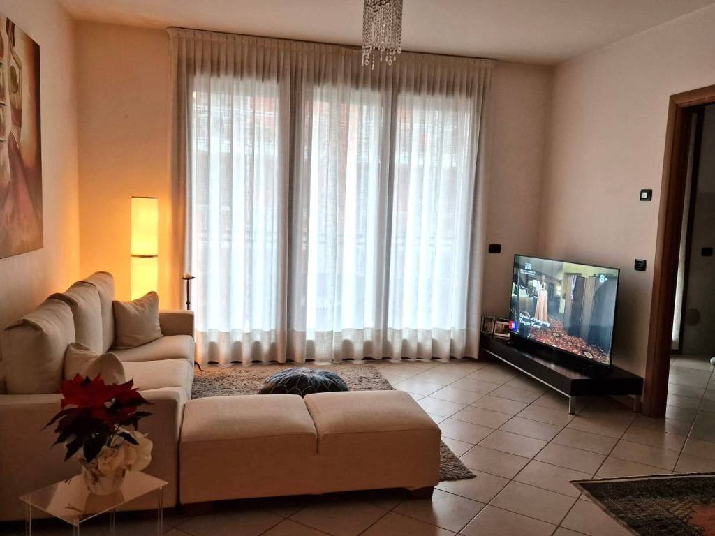 Appartamento a Varese in Via Carlo Goldoni, 31 - Foto 2