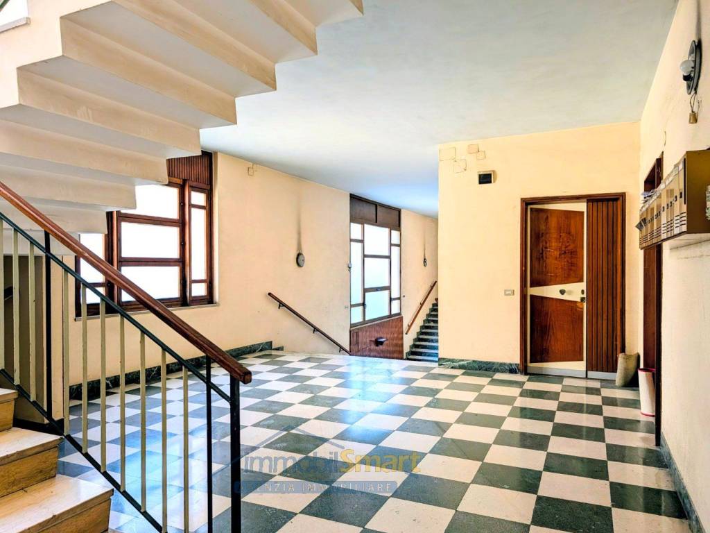 Appartamento a Aversa in Piazzetta Lucarelli - Foto 2