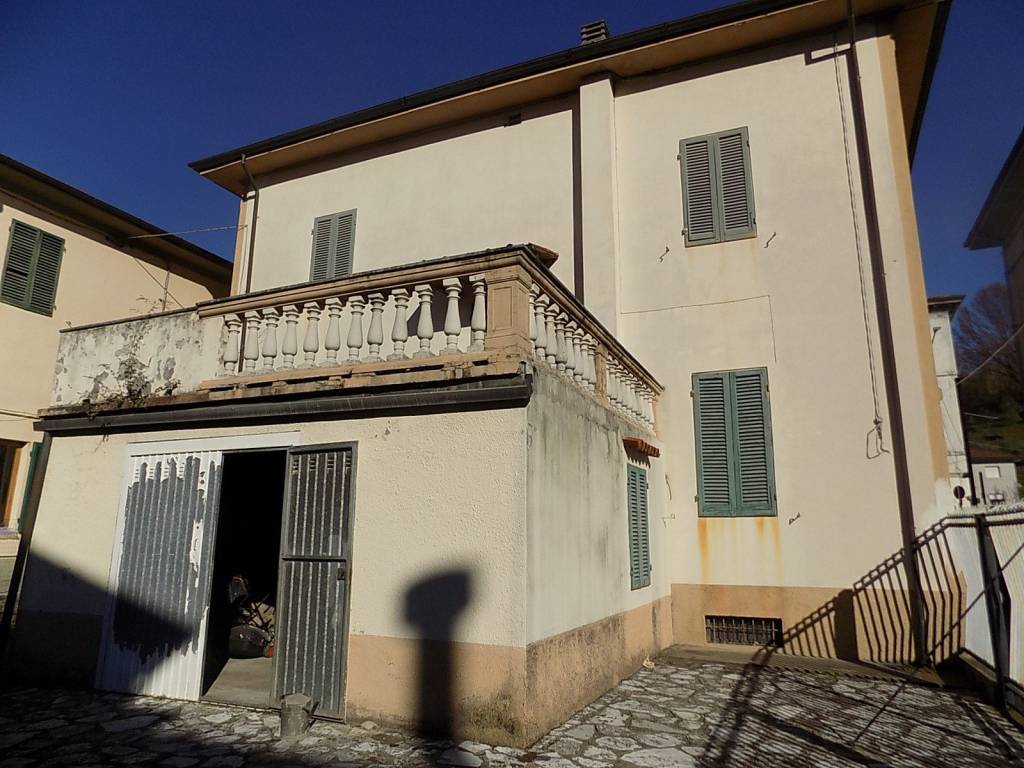 Villa a Barga - Foto 2