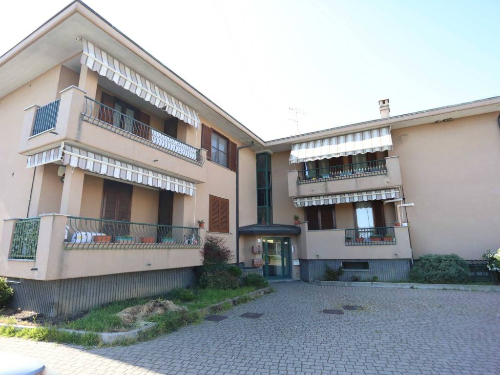 Appartamento a Borgo san giovanni in Via Camillo Benso di Cavour, 7 - Foto 2