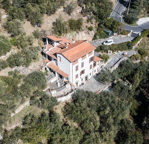 Villa a Camaiore in Giuseppe Evangelisti - Foto 2